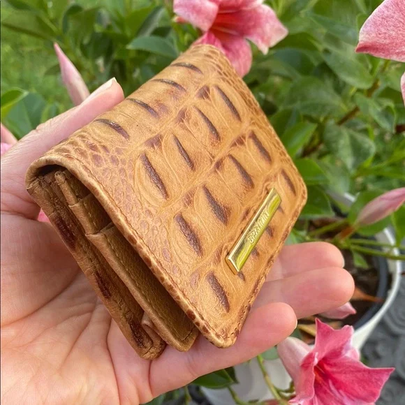 BRAHMIN MINI KEY COGNAC COLLODI MELBOURNE Genuine LEATHER BI FOLD MINI WALLET ID - Picture 3 of 12